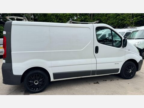 Renault Trafic 2.0 dCi SL27 L1 H1 3dr 7