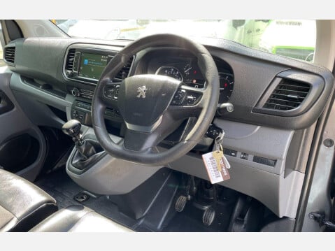 Peugeot Expert 2.0 BlueHDi 1400 Professional Plus Standard Panel Van MWB Euro 6 (s/s) 6dr 25