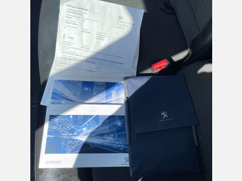 Peugeot Expert 2.0 BlueHDi 1400 Professional Plus Standard Panel Van MWB Euro 6 (s/s) 6dr 35
