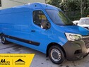 Renault Master 2.3 dCi ENERGY 35 Business FWD LWB Medium Roof Euro 6 (s/s) 4dr