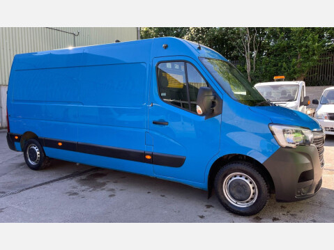 Renault Master 2.3 dCi ENERGY 35 Business FWD LWB Medium Roof Euro 6 (s/s) 4dr 6