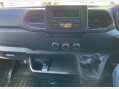 Renault Master 2.3 dCi ENERGY 35 Business FWD LWB Medium Roof Euro 6 (s/s) 4dr 29