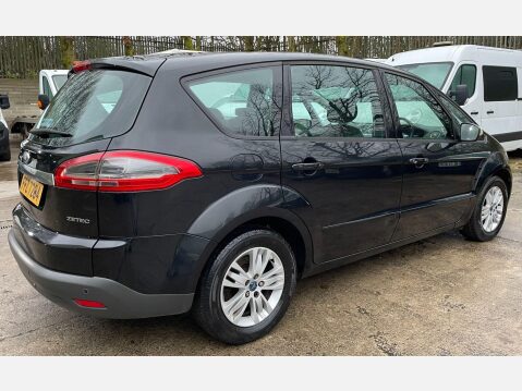 Ford S-Max 2.0 Zetec Euro 5 5dr 11