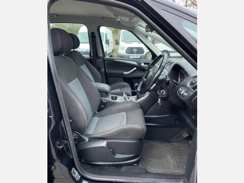 Ford S-Max 2.0 Zetec Euro 5 5dr 26