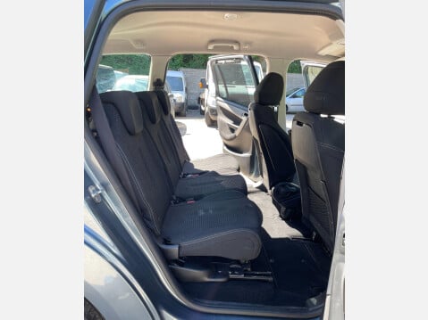 Citroen Grand C4 Picasso 1.6 HDi VTR+ EGS6 Euro 5 5dr 9