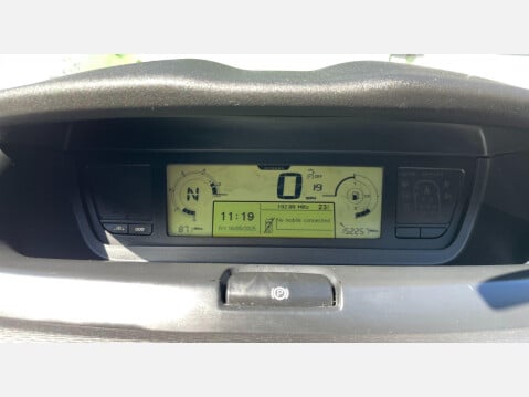 Citroen Grand C4 Picasso 1.6 HDi VTR+ EGS6 Euro 5 5dr 34