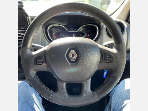 Renault Trafic 1.6 dCi 27 Sport Nav SWB Standard Roof Euro 6 5dr 27