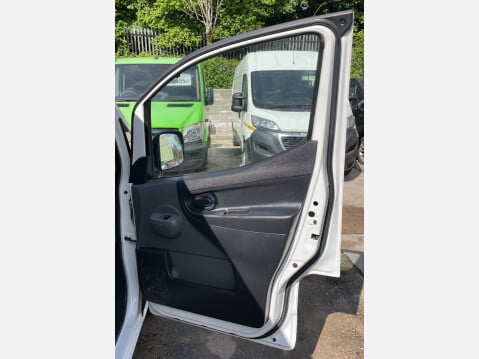 Nissan NV200 1.5 dCi Acenta SWB Euro 6 6dr 22