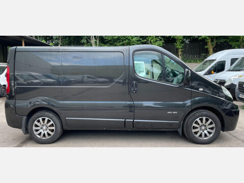 Renault Trafic 2.5 dCi SL27 Sport L1 H1 4dr (Phase 3) 7