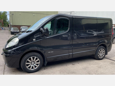 Renault Trafic 2.5 dCi SL27 Sport L1 H1 4dr (Phase 3) 18