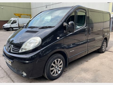 Renault Trafic 2.5 dCi SL27 Sport L1 H1 4dr (Phase 3) 19