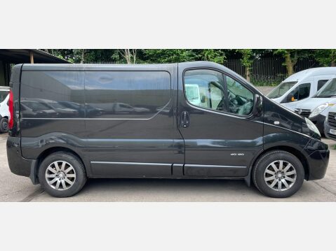 Renault Trafic 2.5 dCi SL27 Sport L1 H1 4dr (Phase 3) 7
