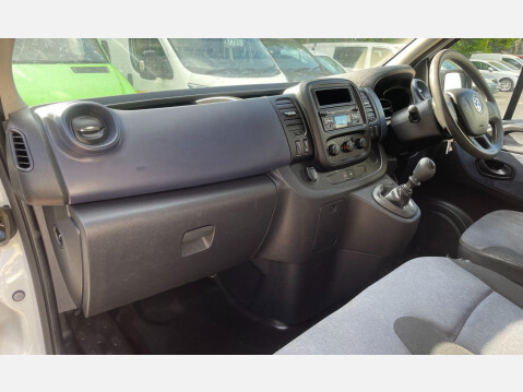 Vauxhall Vivaro 1.6 CDTi 2900 ecoFLEX L1 H1 Euro 5 (s/s) 5dr 36