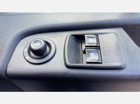 Vauxhall Vivaro 1.6 CDTi 2900 ecoFLEX L1 H1 Euro 5 (s/s) 5dr 23