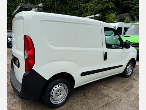 Vauxhall Combo 1.3 CDTi 2000 ecoFLEX 16v FWD L1 H1 3dr 11