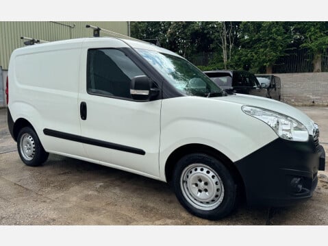 Vauxhall Combo 1.3 CDTi 2000 ecoFLEX 16v FWD L1 H1 3dr 6