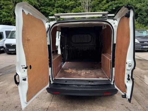 Vauxhall Combo 1.3 CDTi 2000 ecoFLEX 16v FWD L1 H1 3dr 14