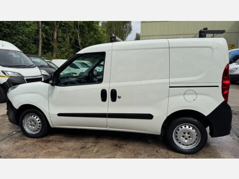 Vauxhall Combo 1.3 CDTi 2000 ecoFLEX 16v FWD L1 H1 3dr 20