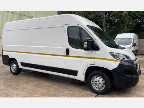 Peugeot Boxer 2.0 BlueHDi 335 Professional L3 H2 Euro 6 5dr 5