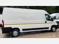 Peugeot Boxer 2.0 BlueHDi 335 Professional L3 H2 Euro 6 5dr 8