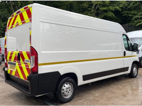 Peugeot Boxer 2.0 BlueHDi 335 Professional L3 H2 Euro 6 5dr 9