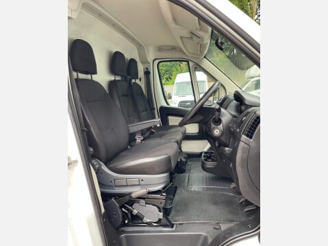 Peugeot Boxer 2.0 BlueHDi 335 Professional L3 H2 Euro 6 5dr 24