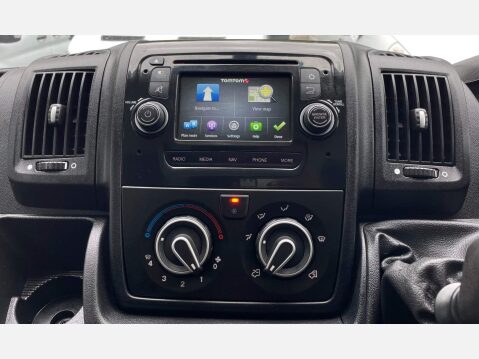 Peugeot Boxer 2.0 BlueHDi 335 Professional L3 H2 Euro 6 5dr 33