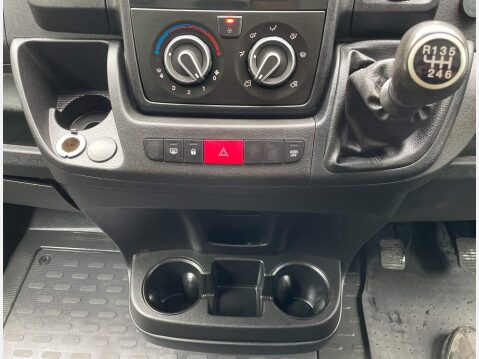 Peugeot Boxer 2.0 BlueHDi 335 Professional L3 H2 Euro 6 5dr 35