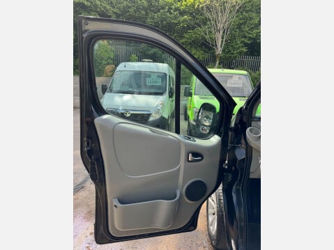 Renault Trafic 2.0 dCi SL27 Sport Crew Van QS6 L1 H1 4dr (Phase 3) 40