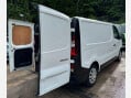 Renault Trafic 1.6 dCi 27 Business SWB Standard Roof Euro 6 5dr 12