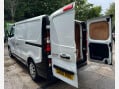 Renault Trafic 1.6 dCi 27 Business SWB Standard Roof Euro 6 5dr 15