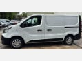 Renault Trafic 1.6 dCi 27 Business SWB Standard Roof Euro 6 5dr 23