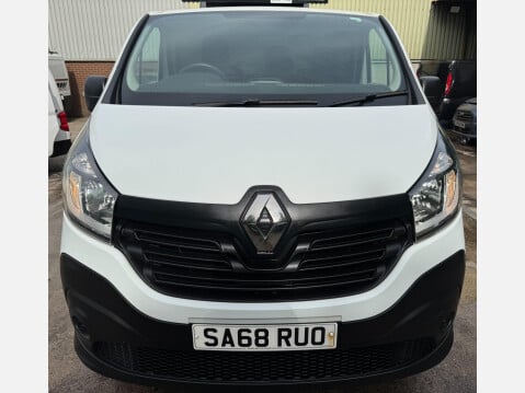 Renault Trafic 1.6 dCi 27 Business SWB Standard Roof Euro 6 5dr 28