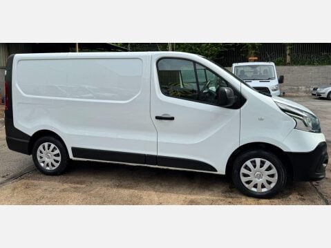 Renault Trafic 1.6 dCi 27 Business SWB Standard Roof Euro 6 5dr 6