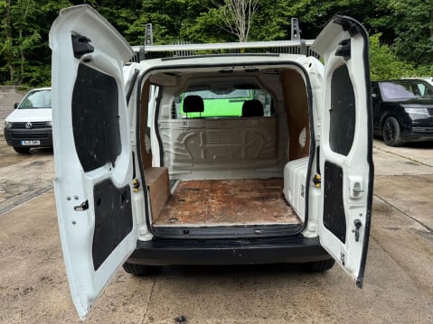 Peugeot Bipper 1.3 HDi Professional FWD L1 H1 3dr 14