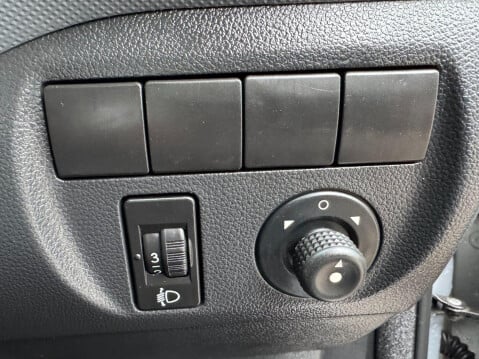 Peugeot Partner 1.6 HDi 850 Professional L1 4dr 27