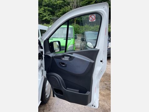 Vauxhall Vivaro 1.6 CDTi 2900 ecoFLEX L1 H1 Euro 5 (s/s) 5dr 23