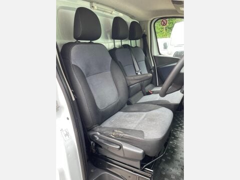Vauxhall Vivaro 1.6 CDTi 2900 ecoFLEX L1 H1 Euro 5 (s/s) 5dr 26