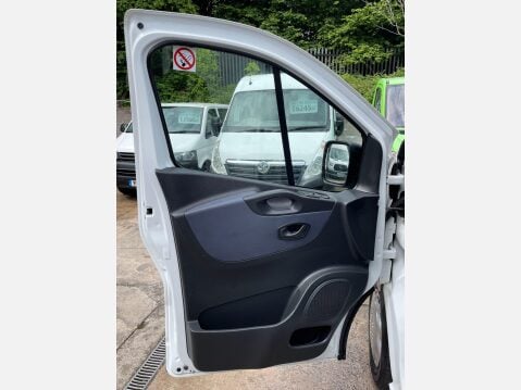 Vauxhall Vivaro 1.6 CDTi 2900 ecoFLEX L1 H1 Euro 5 (s/s) 5dr 35