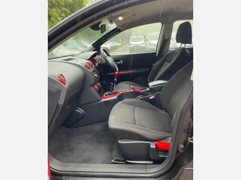 Nissan Qashqai 1.6 Acenta 2WD 5dr 33