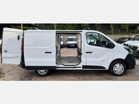 Vauxhall Vivaro 1.6 CDTi 2900 ecoFLEX L1 H1 Euro 5 (s/s) 5dr 7