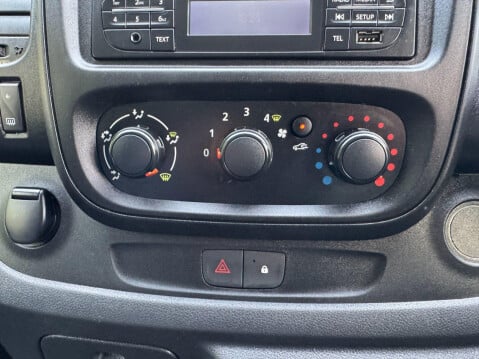 Vauxhall Vivaro 1.6 CDTi 2900 ecoFLEX L1 H1 Euro 5 (s/s) 5dr 35