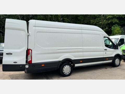 Ford Transit 2.2 TDCi 350 HDT RWD L4 H3 Euro 5 (s/s) 5dr (DRW) 10