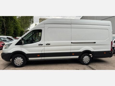 Ford Transit 2.2 TDCi 350 HDT RWD L4 H3 Euro 5 (s/s) 5dr (DRW) 22