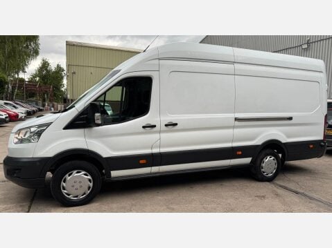 Ford Transit 2.2 TDCi 350 HDT RWD L4 H3 Euro 5 (s/s) 5dr (DRW) 25