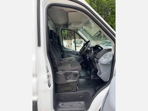 Ford Transit 2.2 TDCi 350 HDT RWD L4 H3 Euro 5 (s/s) 5dr (DRW) 32