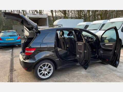 Mercedes-Benz B Class 2.0 B180 CDI Sport CVT 5dr 9