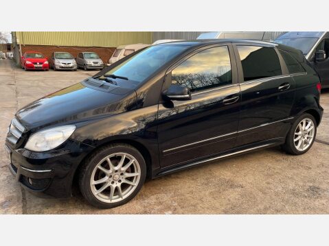 Mercedes-Benz B Class 2.0 B180 CDI Sport CVT 5dr 21