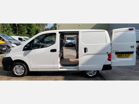 Nissan NV200 1.5 dCi Acenta SWB Euro 5 6dr (AC) 17