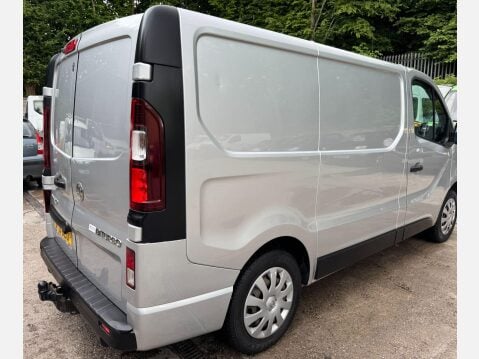 Vauxhall Vivaro 1.6 CDTi 2700 BiTurbo ecoTEC Sportive L1 H1 Euro 6 (s/s) 5dr 15